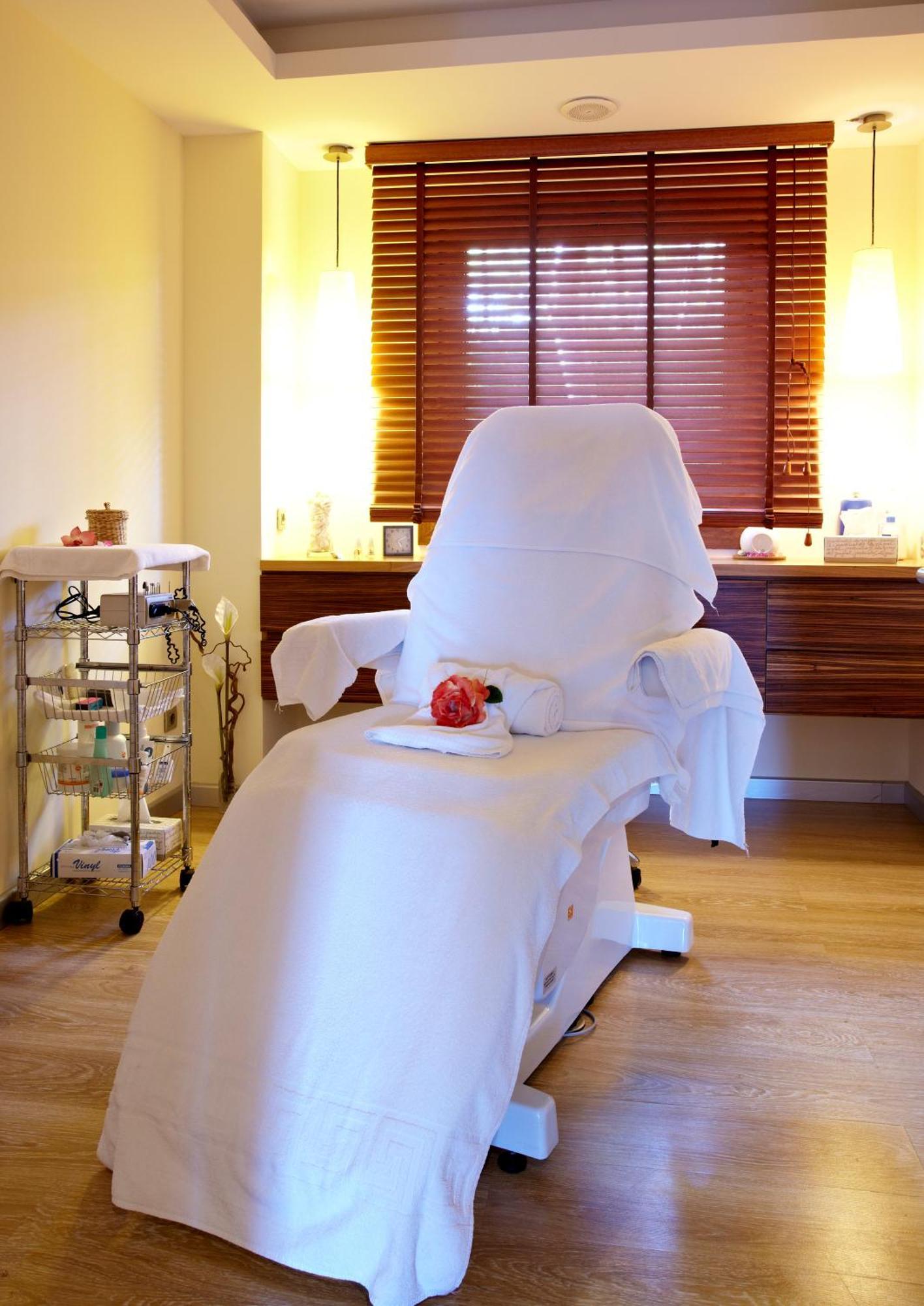 Grupotel Aguait Resort & Spa - Adults Only Cala Ratjada  Εξωτερικό φωτογραφία