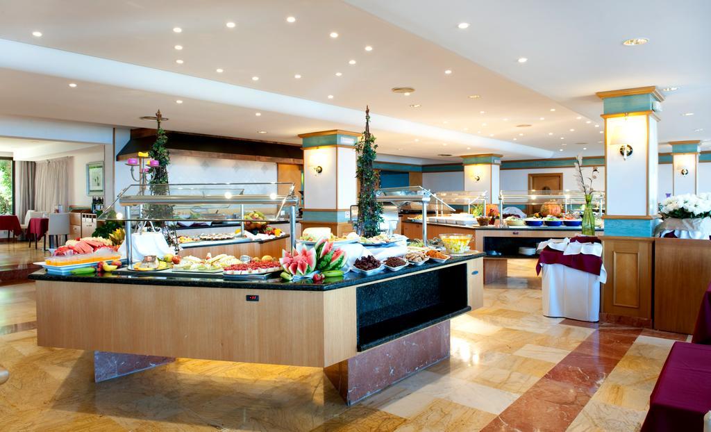 Grupotel Aguait Resort & Spa - Adults Only Cala Ratjada  Εξωτερικό φωτογραφία